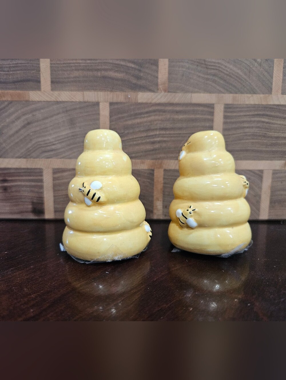 Beehive Ceramic Salt And Pepper Shakers With 3D Honey Bees